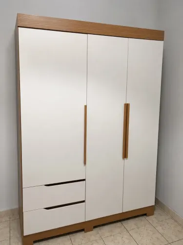 Guarda Roupas off white/freijó
