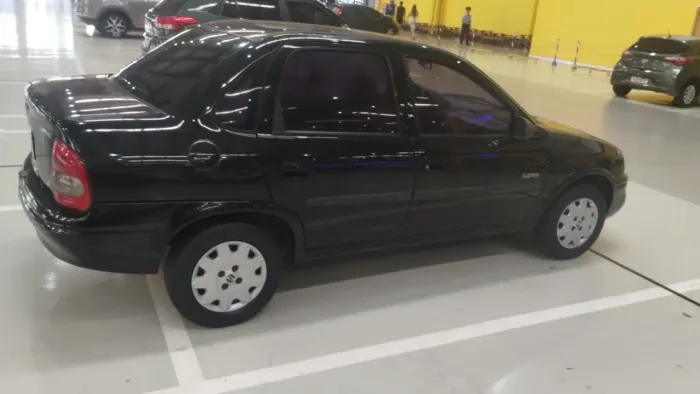 Chevrolet Corsa SED Class.life 1.0/1.0 Flexpower (álcool) 2008