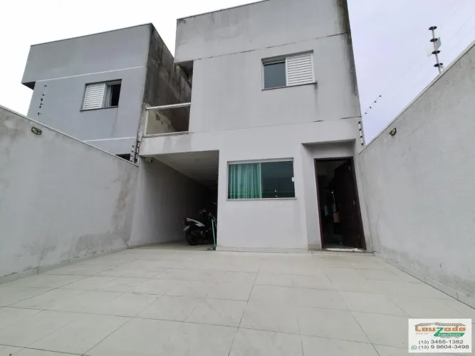 Sobrado para Locação em Peruíbe, Flora Rica Bairro, 3 dormitórios, 1 suíte, 2 banheiros, 3