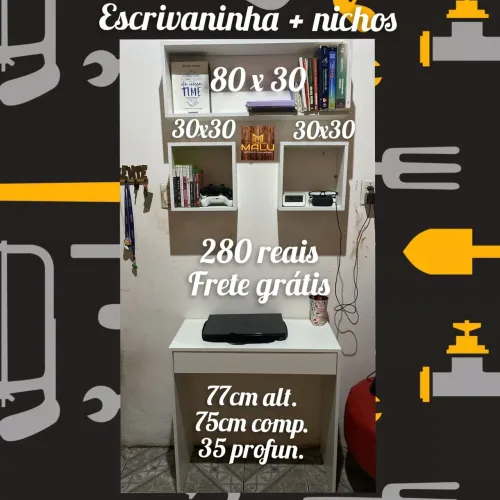 Escrivaninha + nichos 
