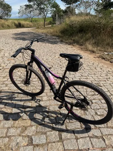 Bicicleta oggi 5.0 float aro 29 novíssima