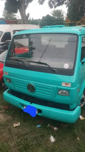 Vende Caminhão Caçamba VW 8.120, ano 2001