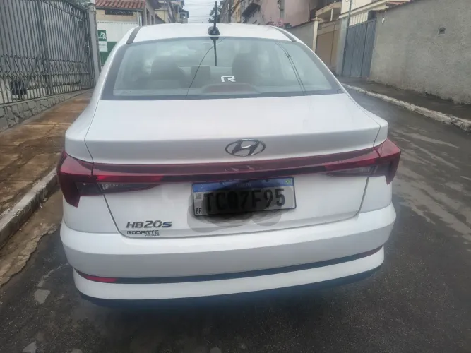 Hyundai HB20S Comfort Plus 1.0 Flex 12V Mec. 2025
