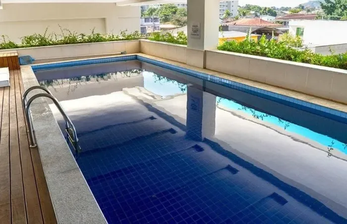 Venda - Cobertura com piscina - 2 dormitórios - Rua Avaré, Campo Grande - Rio de Janeiro -