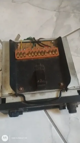 Rádio para carro antigo(não funciona)