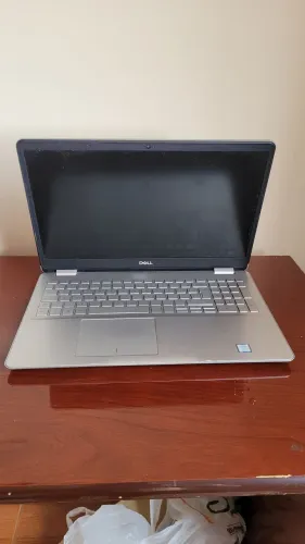 Notebook Dell em ótimo estado de conservação