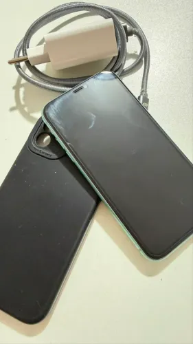 iPhone 11- 64gb cor verde claro