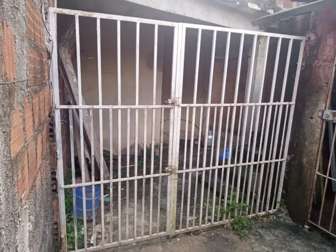 Portão de ferro