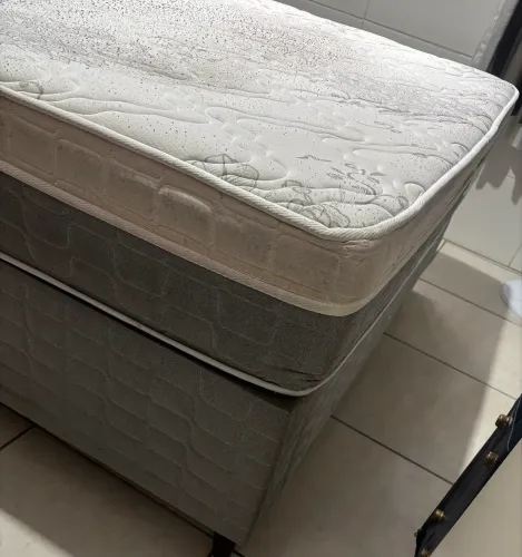 Cama box casal