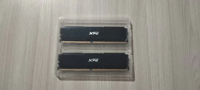 Memória RAM ADATA XPG Gammix D20 - 32GB (2x16GB) - 3200MHz - CL16 - DDR4