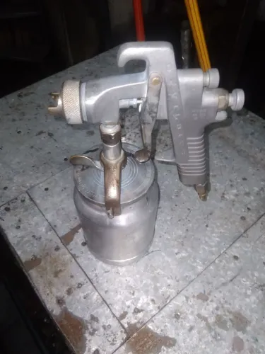 Revólver de pintura profissional