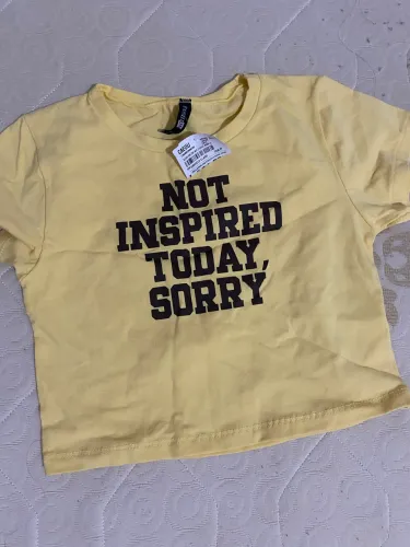 Cropped amarelo