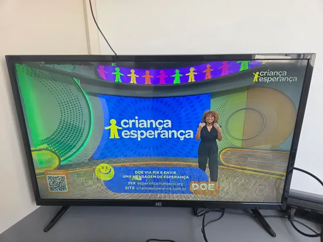 TV 32 polegadas 