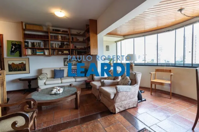 APARTAMENTO - POMPEIA - SP