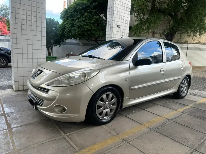 Peugeot 207 XR Sport 1.4 Flex 8V 5P 2012
