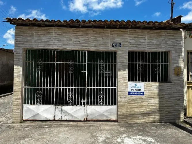 Casa 2/4 sendo 1 suíte no Eduardo Gomes / Rosa Maria 