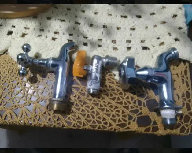 Torneiras cromadas 260 reais