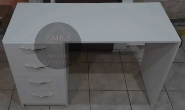 Mesa nova para Nails Designer 100% MDF branco
