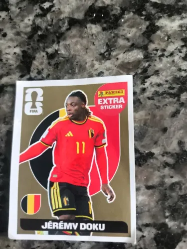 ?EXTRA STICKER OURO DOKU - RARA?