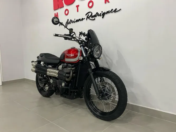 Triumph STREET SCRAMBLER 900cc