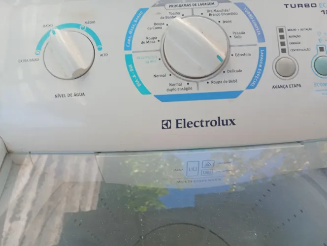 Máquina lavadora Eletrolux 12kilos ótima