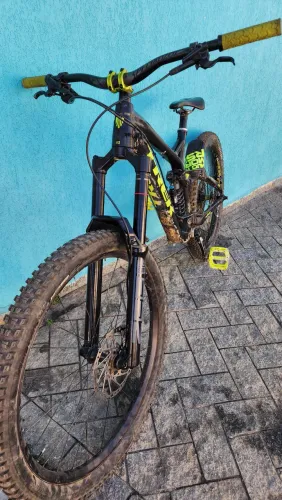 Trek session 88 ato 29 e 27,5 com zeeb 190mm