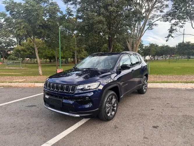 Jeep Compass Long. T270 1.3 TB 4X2 Flex AUT 2026
