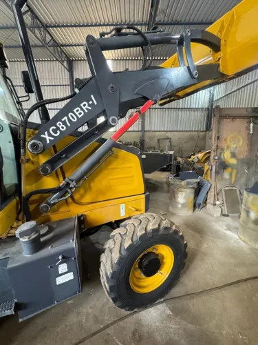 Retroescavadeira XCMG 2022 XC870BR Nova
