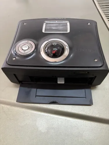 Impressora Fotografica FujiFilm Finepix Printer IP-10  Vendo no estado.. ela liga, mas não