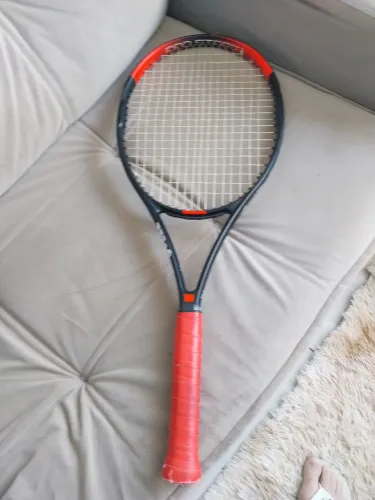 Raquete Wilson semi nova