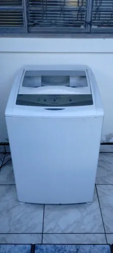 Maquina Brastemp 8kg (COM DEFEITO)Interessante para técnicos em conserto de máquinas.