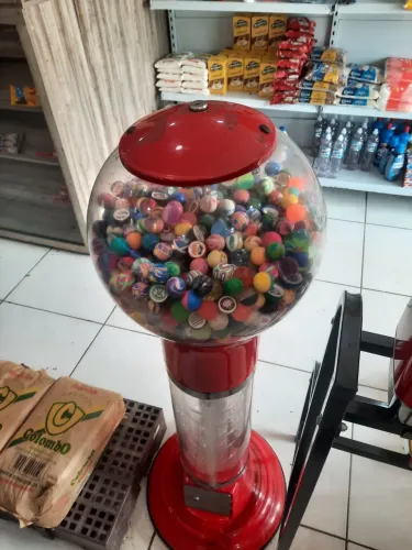 Máquinas de bolinhas (vending)