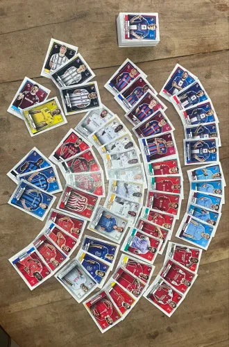 Lote 133 Cards Topps Superstars 22/23 UEFA Champions