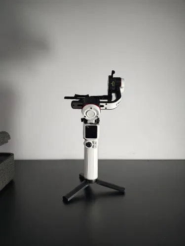 Estabilkzador gimbal ZHIYUN Crane M3s