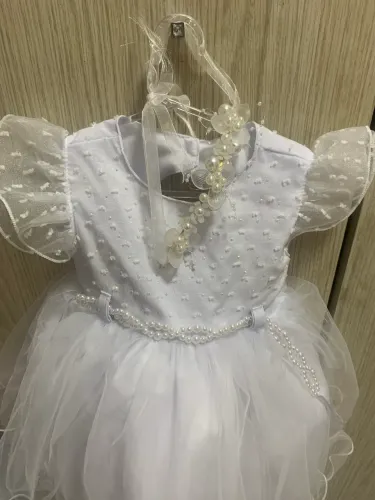 Vestido de bebê de batizado, aconpamha arco de cabelo 