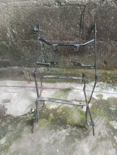 Vendo suporte de baú da Fan 160