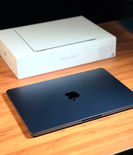 MacBook Air M5 - 2026 / 13.6 - M5 / 16GB / 1TB | lacrado + nota fiscal