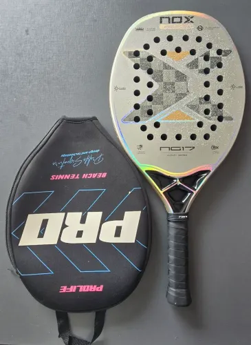 Raquete de Beach Tennis Nox NG17 Luxury Carbono 18K Aluminizado (resistência e velocidade)