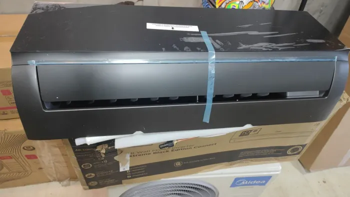 Ar condicionado Midea Blek 12.000 BTUs inverter quente e frio