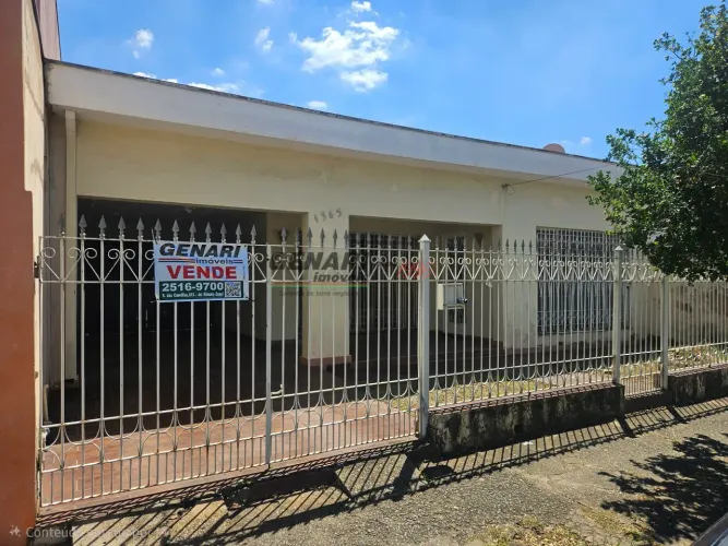 Casa para VENDA com 3 Quartos no Centro, Indaiatuba - SP