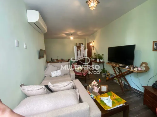 Apartamento à venda na Pompéia (Zona Orla) 59m² em Santos/SP