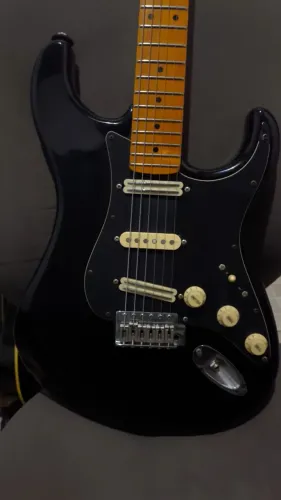 Guitarra Tagima TG530