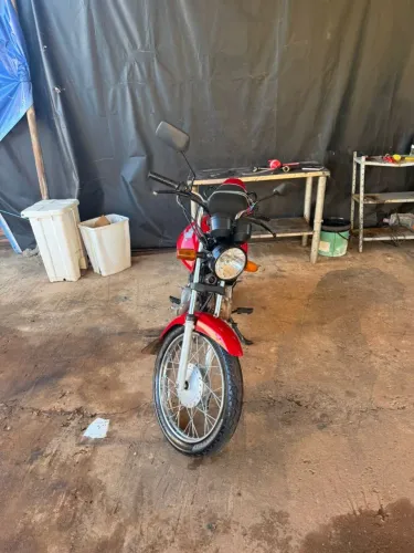 Vendo fan 2011 125 KS a partida e pedal