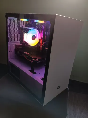 PC Gamer i5 8400 + RX 580 8GB | 16GB RAM | SSD + HD | Roda (GTA V, CS2, Valorant)