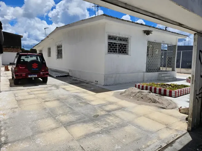 EXCELENTE CASA COMERCIAL DE ESQUINA NA AV RECIFE EM ÁREA QUE NÃO ALAGA