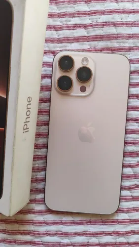 IPHONE 16 PRO MAX 246 ,/BATERIA ? 94 COM CAIXA E CARREGADOR