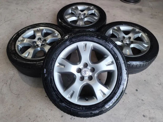 Rodas aro 16" Originais do Toyota Corolla+ Pneus 205/55 R16"- Aceito Cartão