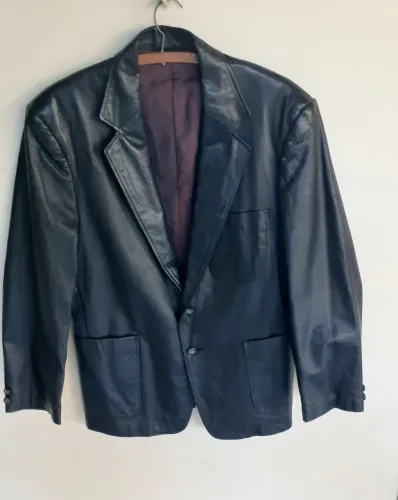 Casaco M preto excelente estado,R$300