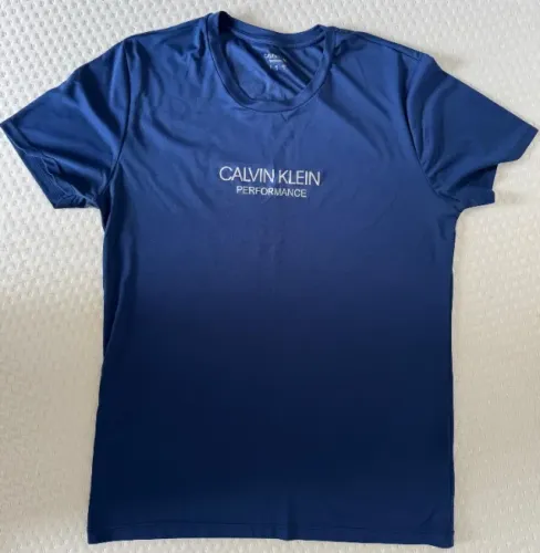 Camisetas de Treino Masculina Calvin Klein Performance ORIGINAIS - Tamanho M