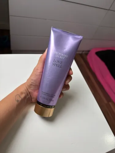 Hidratante Victorias Secret - Love Spell -236ml